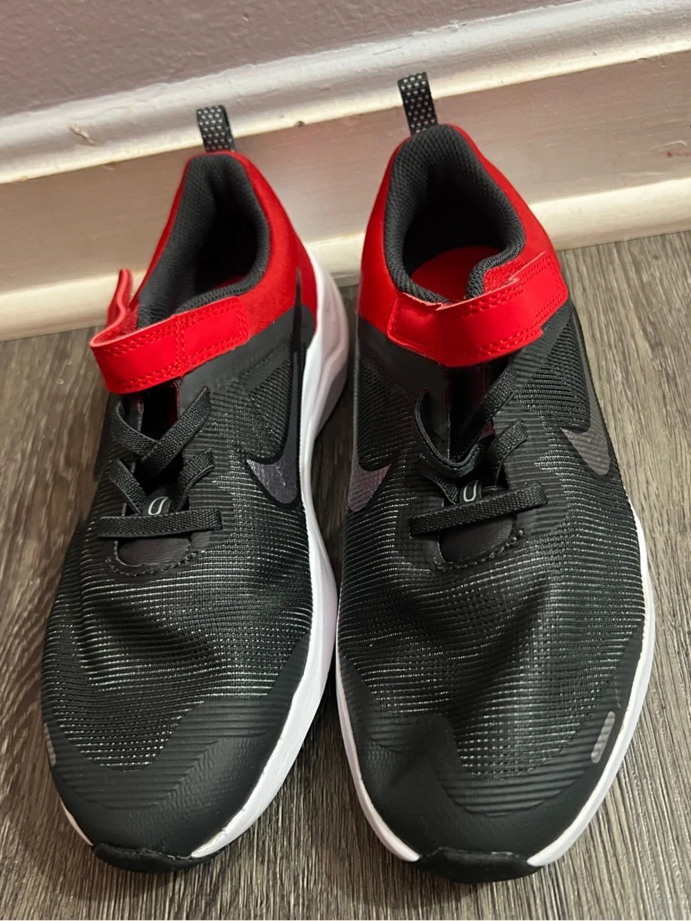 Nike Kids Black and Red Velcro Athletic Sneakers